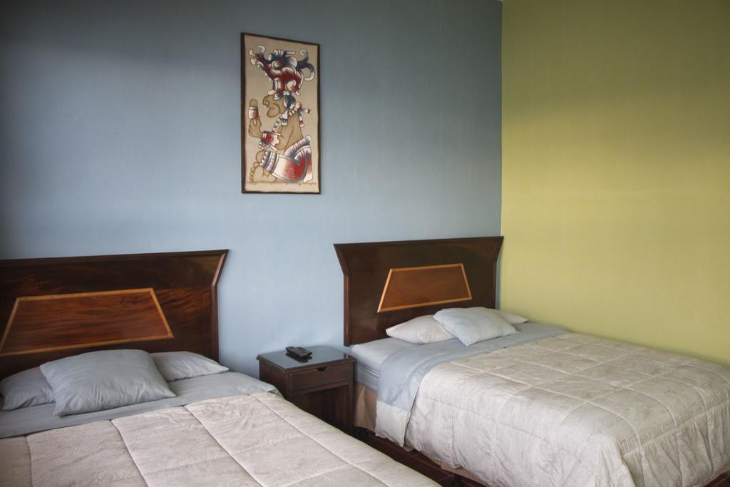 Hotel Ribiera Del Lago Peten Itza San Roman Exterior photo
